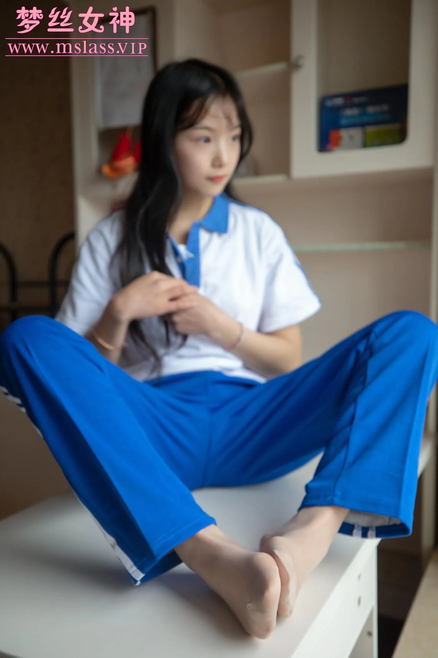 [MSLASS梦丝女神] 2020.12.13 NO.135 班花灵唯 校服纯白诱 [59P]插图4